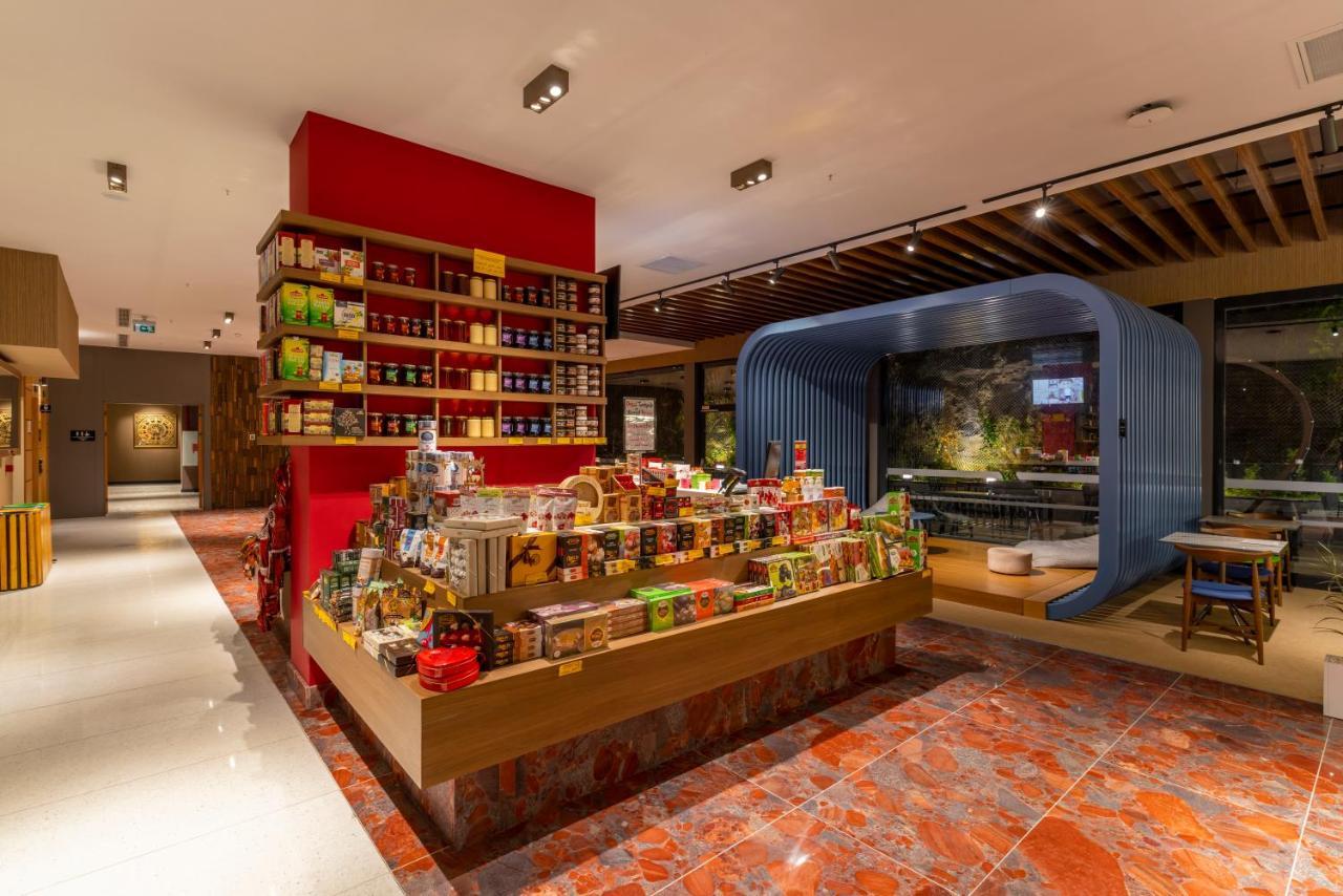 Mercure Trabzon Hotel Екстериор снимка The Coffee Bean & Tea Leaf in Hong Kong