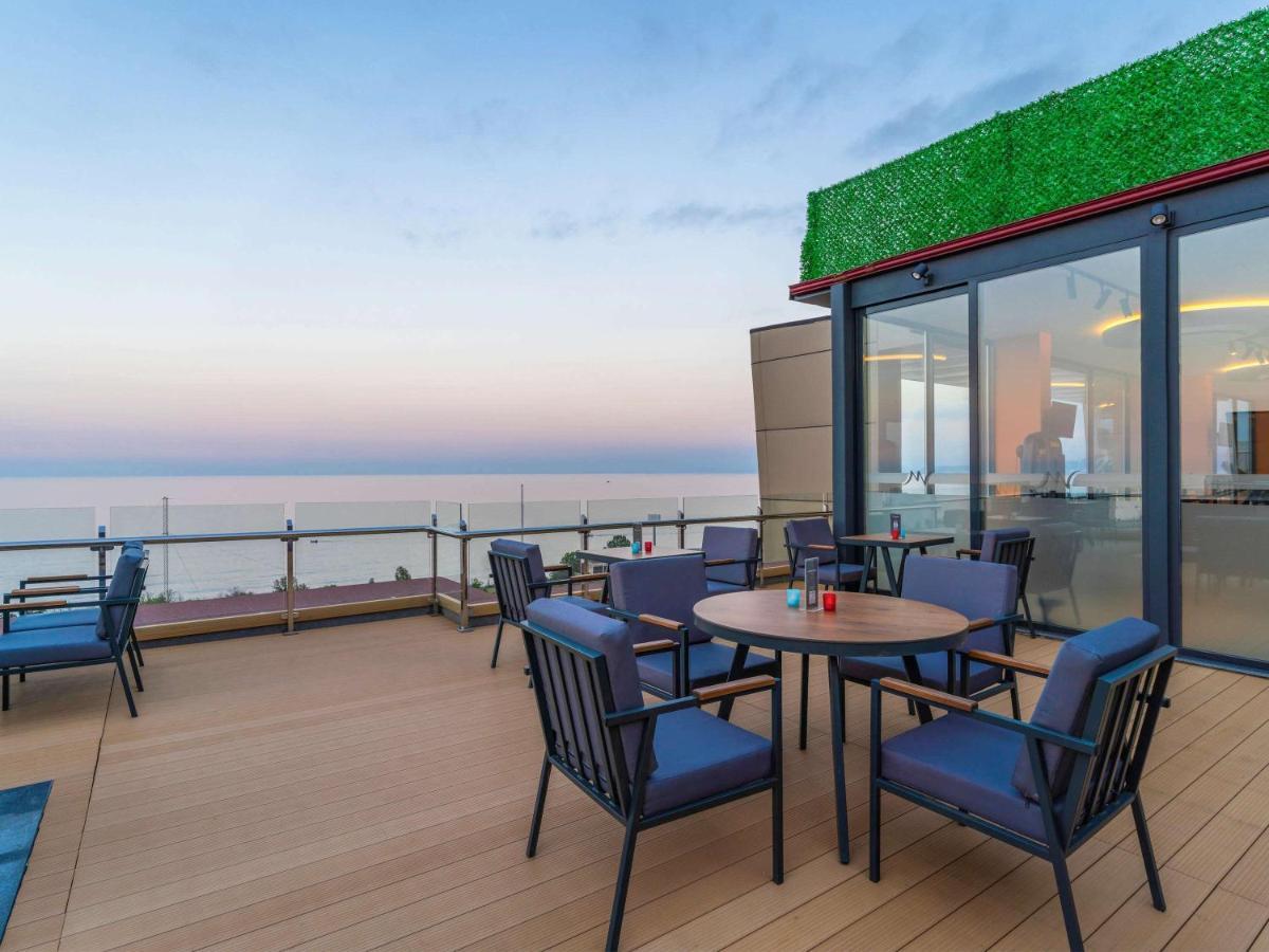 Mercure Trabzon Hotel Екстериор снимка The Sky Bar